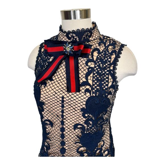 JUST ME Lace Overlay Shift Dress Navy/Nude Sz S - Picture 3 of 7